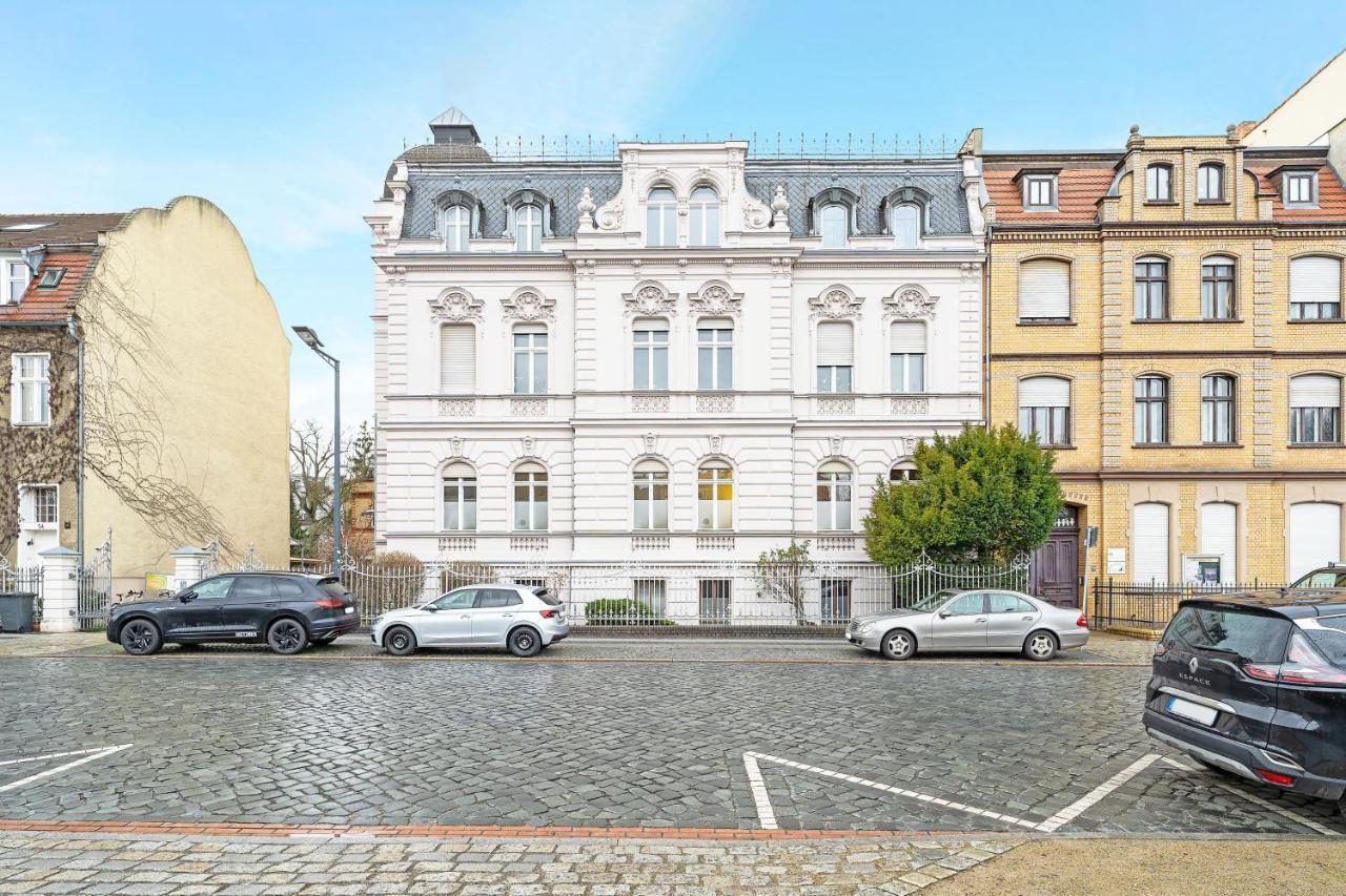 Apartments Direkt Am Staatstheater,Modern,Zentral,Ruhig,2 Zimmer,Netflix,Privatparkplatz Auf Dem Hof Κότμπους Εξωτερικό φωτογραφία